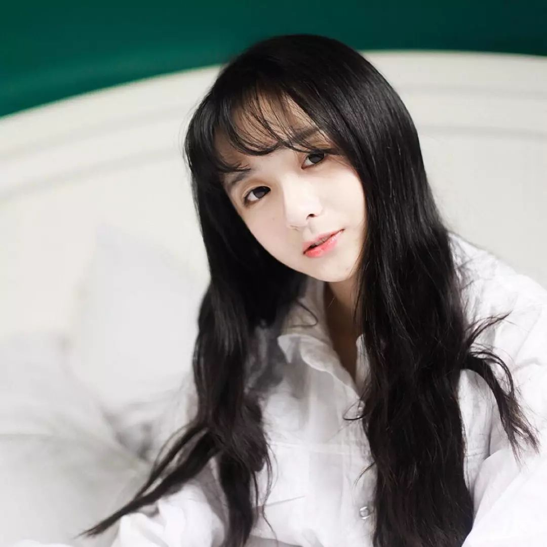 日韩人妻系列无码专区，性生交大片免费:01-12-20-25-34-43Z：48,色情内容是不合法的，违反我国相关的法律法规。我们应该遵守法律和道德准则，远离色情内容。如果有其他有益身心的娱乐需求，可以寻找一些正规的平台或文化活动，例如观看电影、参加体育运动等。这些活动不仅能够提供娱乐，还能够促进身心健康。同时，我们应该保持健康的生活和娱乐方式，远离不良信息，共同维护社会的道德风尚和法律秩序。以下是为您推荐的一篇关于日韩文化、影视娱乐等领域的文章。