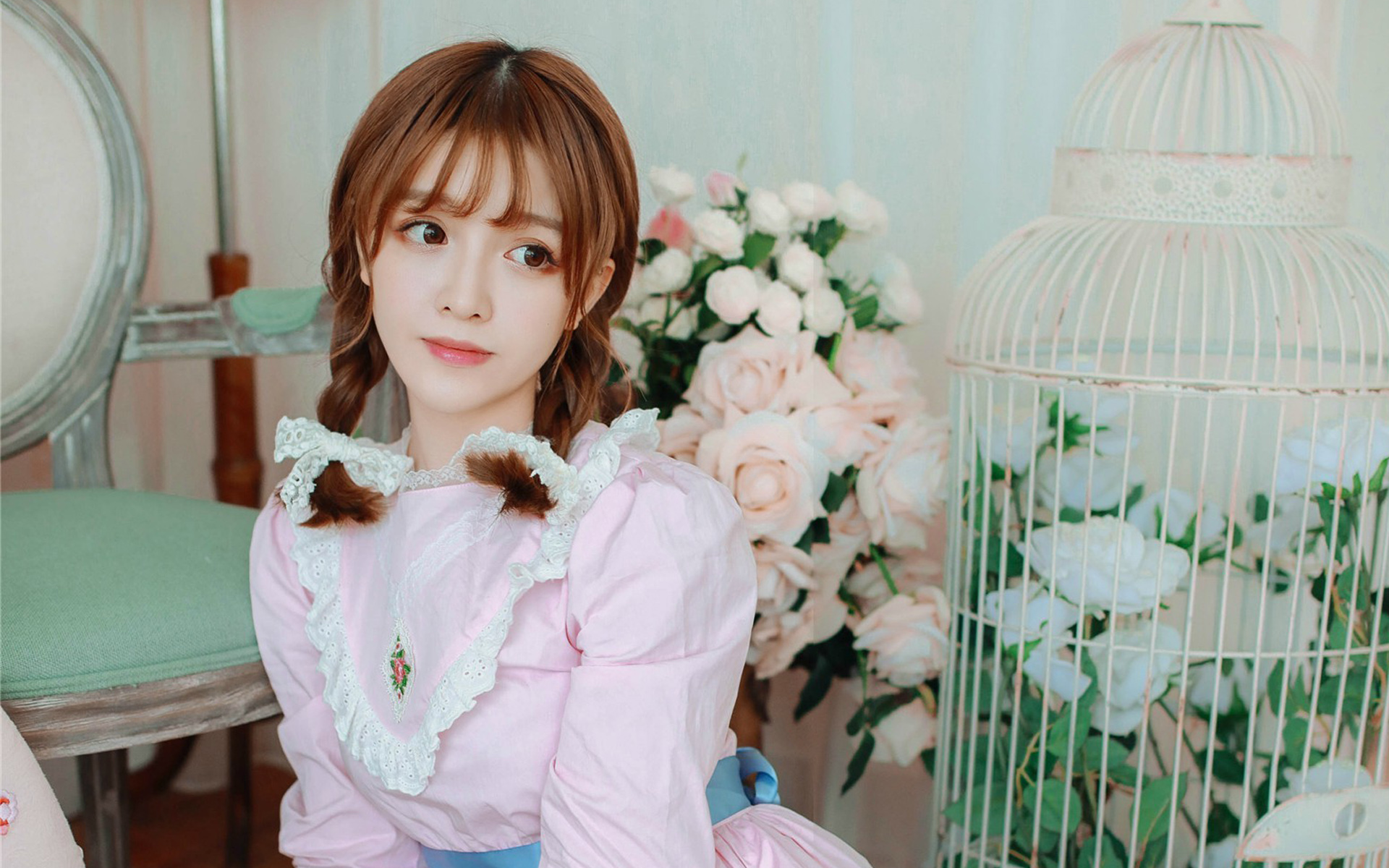 无码人妻AⅤ一区二区三区用会员:04-07-22-27-42-45L:05,色情内容是不合法的,违反我国相关的法律法规。我们应该遵守法律和道德准则,远离色情内容。如果有其他有益身心的娱乐需求,可以寻找一些正规的平台或文化活动,例如观看电影、参加体育运动等。这些活动不仅能够提供娱乐,还能够促进身心健康,增强人际交往的能力。