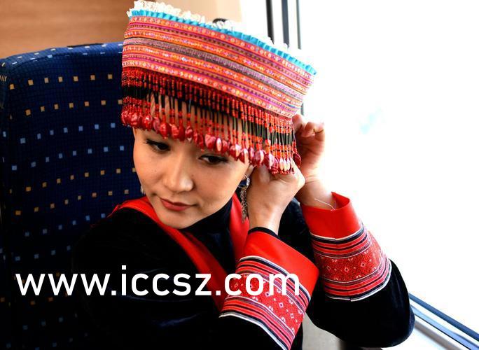 骚片AV蜜桃精品一区:07-15-20-34-35-42B:20,色情内容是不合法的,违反我国相关的法律法规。我们应该遵守法律和道德准则,远离色情内容。如果您有其他有益身心的娱乐需求,可以寻找一些正规的平台或文化活动,例如观看电影、参加体育运动、学习知识等,以丰富您的生活。