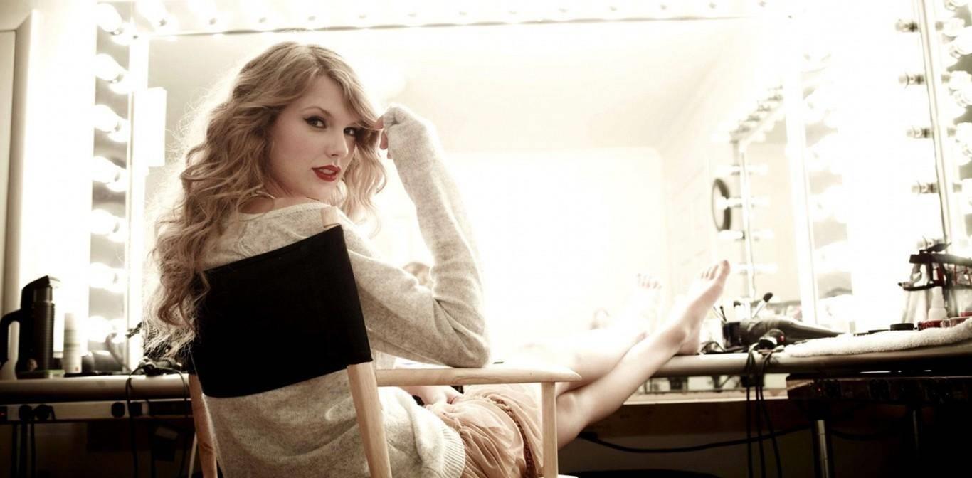 秋霞鲁丝片AV无码少妇:01-08-18-21-24-37B:27,秋霞鲁丝片与无码少妇的世界,探索成人娱乐产业的多元魅力