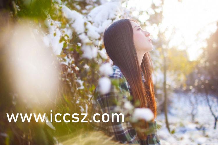 亚洲综合无码AV一区二区:10-19-22-27-28-40R:36,色情内容是不合法的,违反我国相关的法律法规。我们应该遵守法律和道德准则,远离色情内容。如果您有其他有益身心的娱乐需求,可以寻找一些正规的平台或文化活动,例如观看电影、参加体育运动,以丰富您的生活。