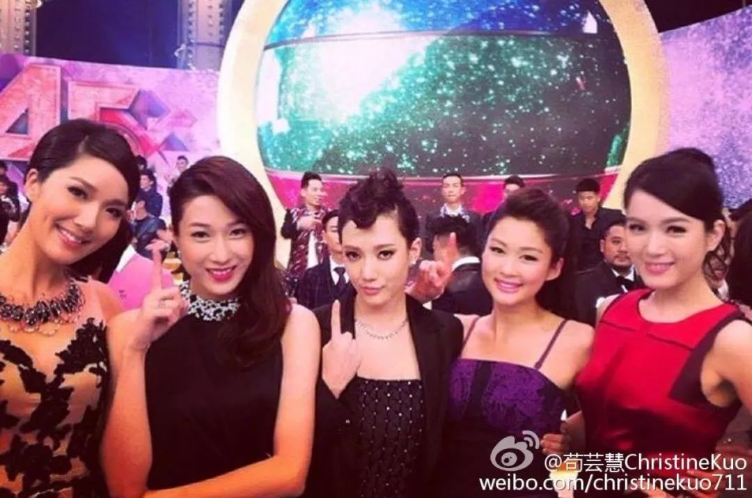 少妇人妻无码专区视频:01-11-14-31-32-48R:06,关于少妇人妻无码专区视频的探讨与反思