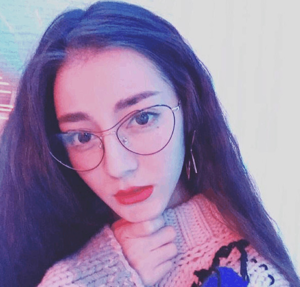 国产网红无码精品福利网:01-12-13-15-22-27G:32,探索国产网红无码精品福利网,一场深度解读的数字文化之旅