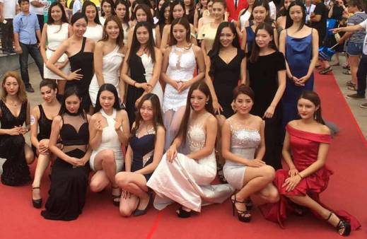 精品无码久久久久久尤物:11-17-27-28-32-47N:24,精品无码,久久久尤物探索——深度解析