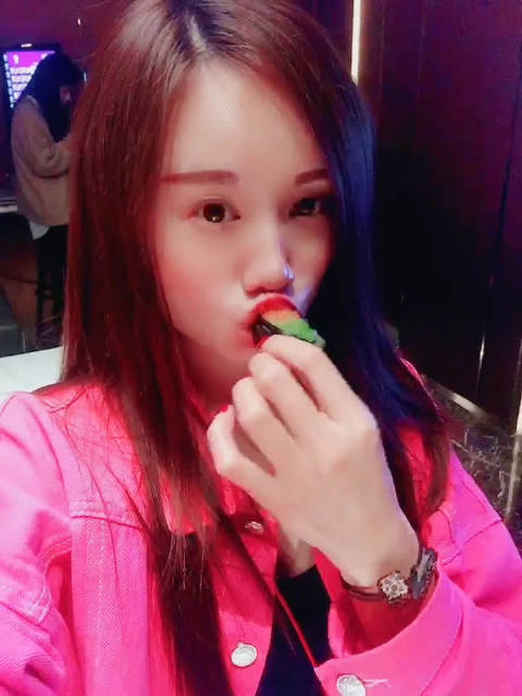 久久婷婷五月综合色和啪:04-06-19-30-34-49V：41,久久婷婷与五月的综合色，啪！一个独特的交汇