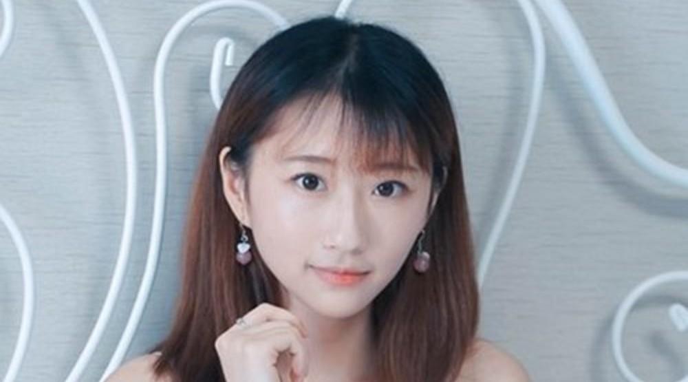 免费看国产美女裸体视频:02-13-17-39-41-49T:02,免费观看国产美女裸体视频,探索与反思