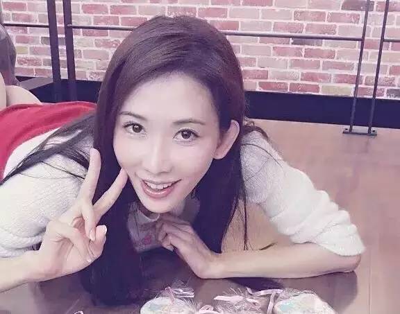 日韩久久久久久中文人妻:03-05-14-34-35-36B:28,日韩文化交融下的成人世界,久久之旅与中文人妻的独特魅力