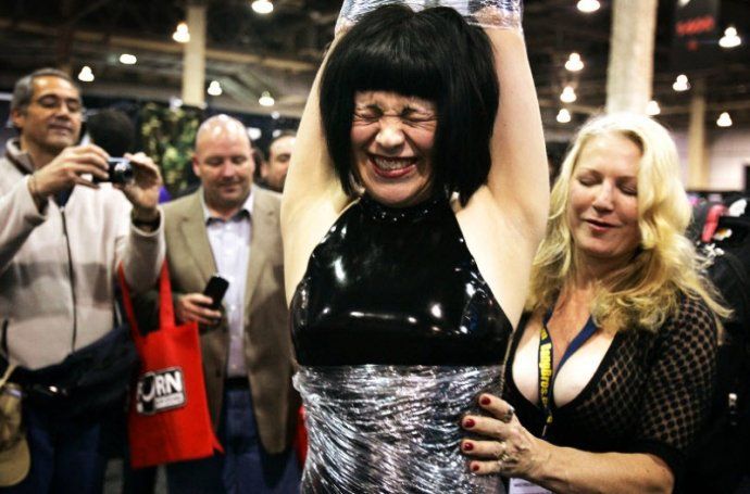 亚洲AV无码一区二区三区观看:02-05-19-32-42-44R:17,探索亚洲成人娱乐产业,一区二区三区深度解析