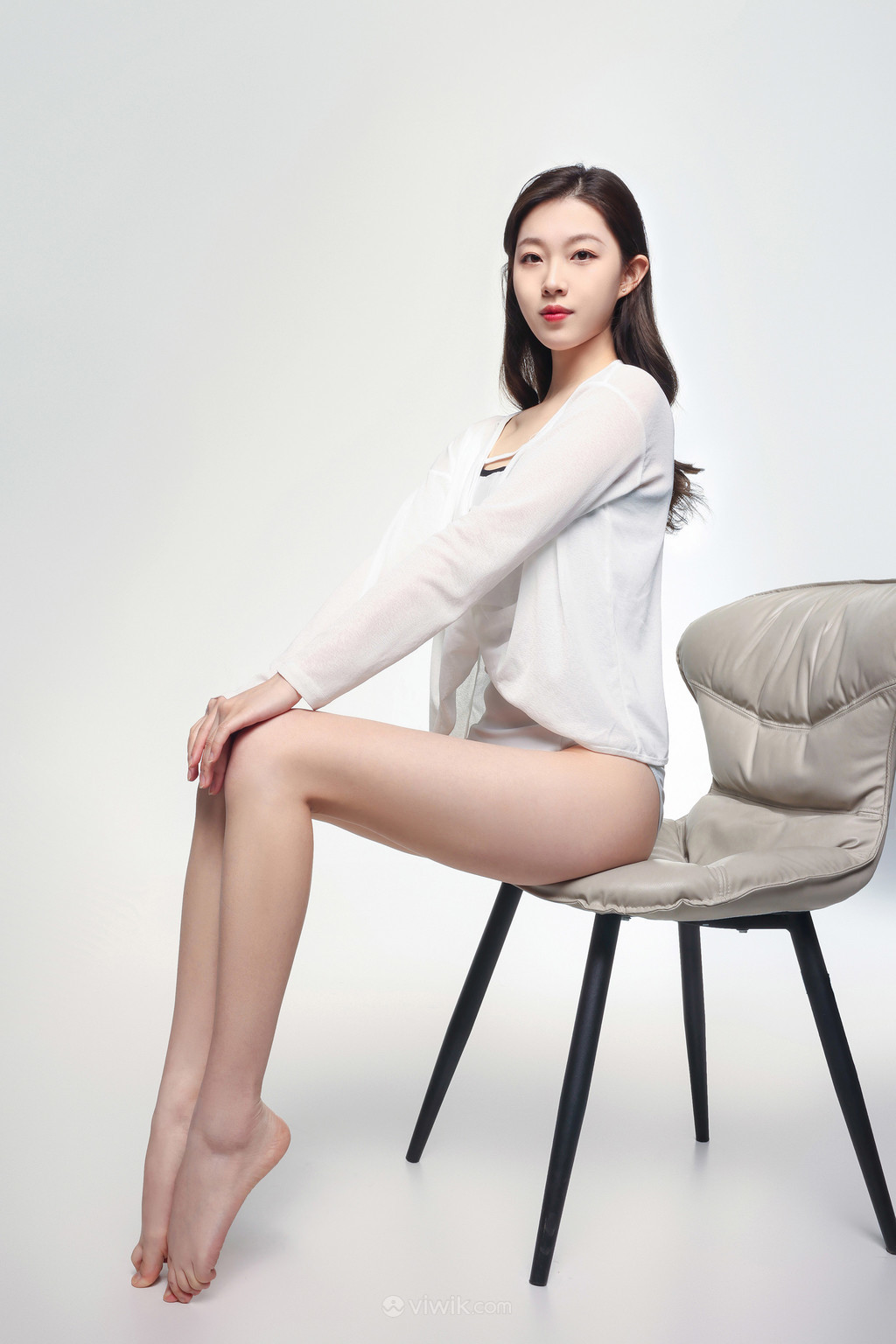 久久亚洲美女精品国产精品:10-21-28-36-40-46W:15,久久亚洲美女精品国产系列,探索美丽与品质的完美融合