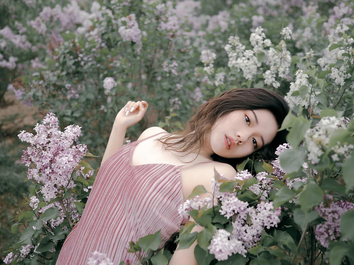 色婷婷婷亚洲综合丁香五月:03-23-29-30-37-46F：39,亚洲综合之美，色婷婷与丁香的五月绽放