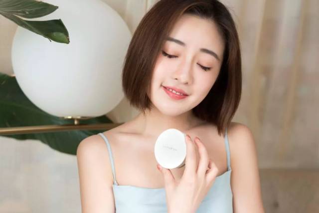 伊人久久大香线蕉综合网站:11-20-23-26-32-47L:24,伊人久久大香线蕉综合网站,探索与体验