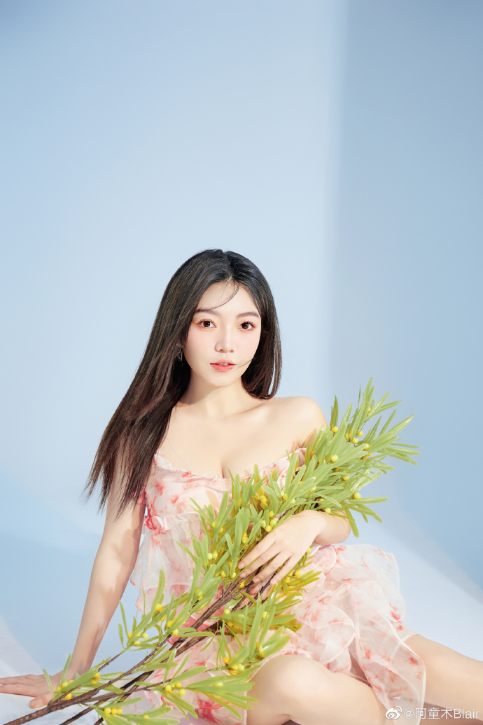 久久婷婷五月综合尤物色国产:06-25-28-33-36-46G:14,久久婷婷,五月国产尤物的色彩与魅力