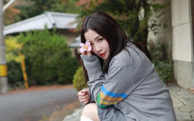 青青草无码精品伊人久久蜜臀:20-32-37-38-44-49P:10,青青草无码精品伊人久久蜜臀,探索美与魅力的独特韵味