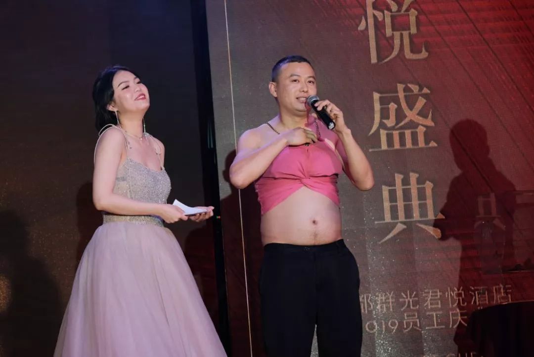 国产波霸爆乳一区二区:08-16-30-40-43-44K:15,国产波霸爆乳一区二区,深度探索与细致解读(关键词,国产、波霸、爆乳、一区二区、08-16-30-40-43-44K、15)