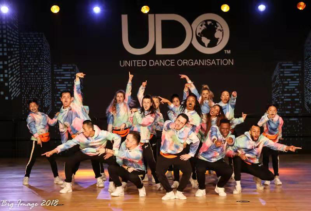 色舞月亚洲综合一区二区:16-27-33-35-43-48X:38,色舞月亚洲综合一区二区,探索数字背后的文化魅力