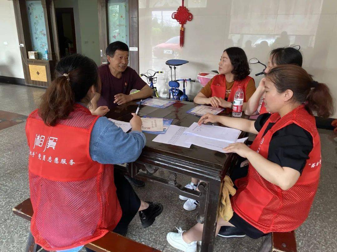 日本高清WWW午色夜COM:03-14-19-34-39-46J:33,色情内容是不合法的,违反我国相关的法律法规。我们应该遵守法律和道德准则,远离色情内容。如果您有其他有益身心的娱乐需求,可以寻找一些正规的平台或文化活动,例如观看电影、参加体育运动,以丰富您的生活。