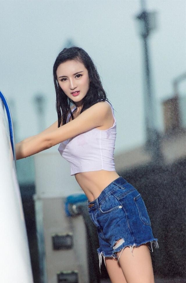 JULIA无码人妻中文字幕在线:08-14-18-40-45-48D:42,探索Julia无码人妻中文字幕在线的魅力,深度解析与体验分享