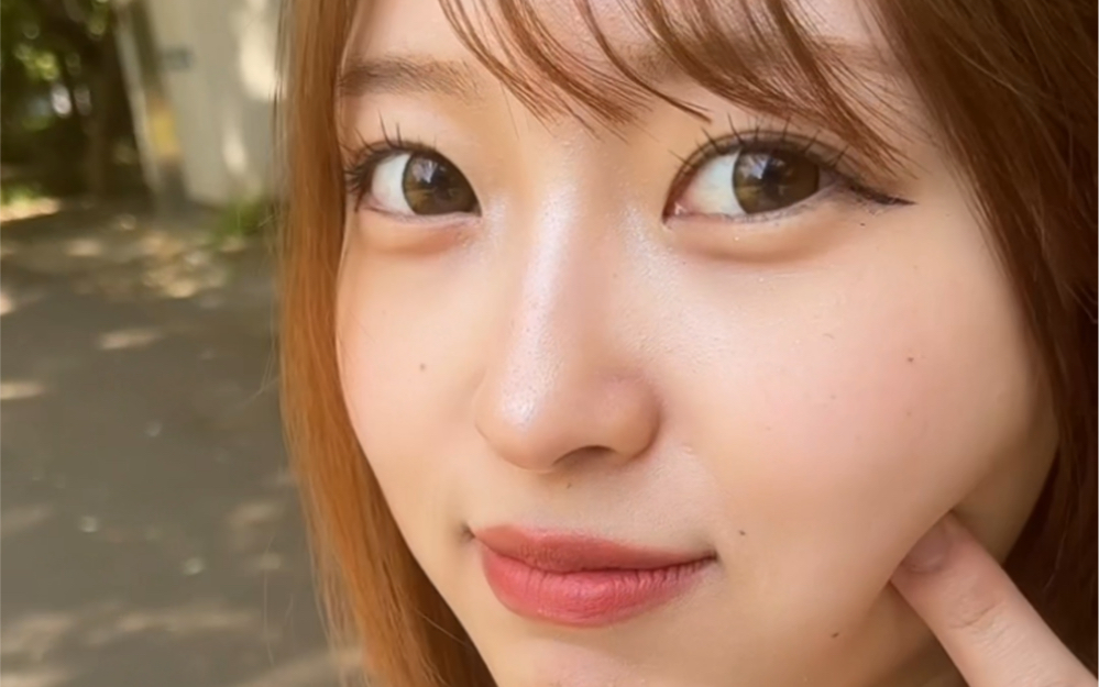 亚洲日本香蕉视频观看视频:24-29-30-32-33-34H:31,关于亚洲日本香蕉视频观看的一些探讨