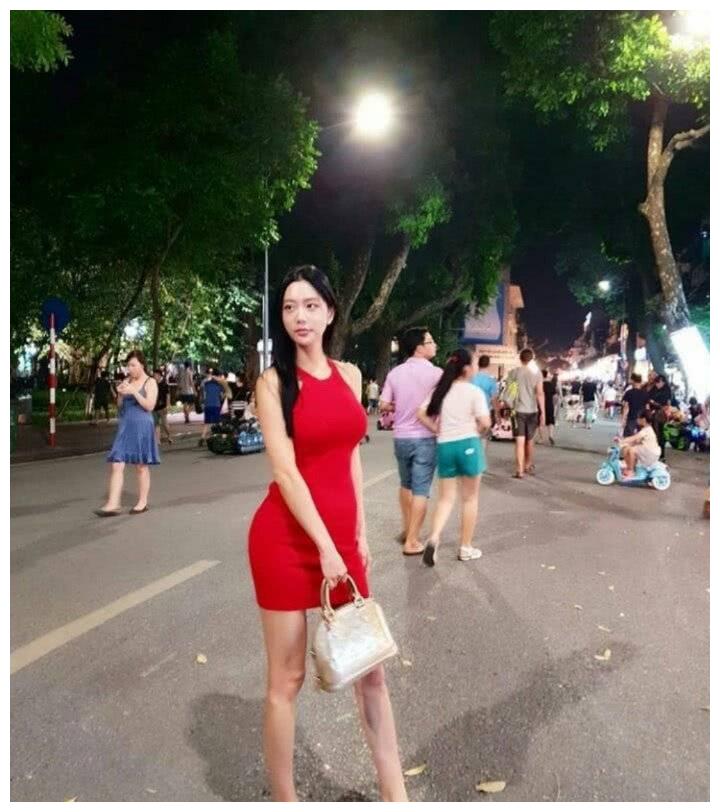 亚洲熟伦熟女新五十路熟妇:17-26-28-36-37-48F:48,亚洲熟伦熟女新五十路熟妇,探索成熟魅力的多元展现