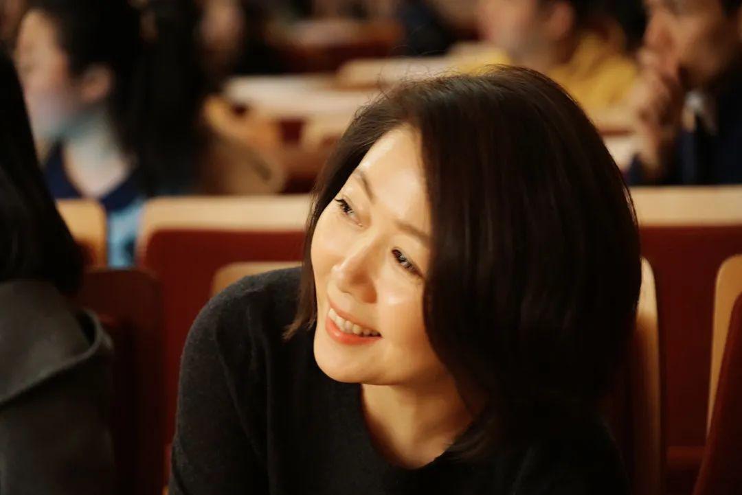 国产成人综合亚洲AV:01-08-11-13-26-31T:04,关于国产成人综合亚洲AV的探讨