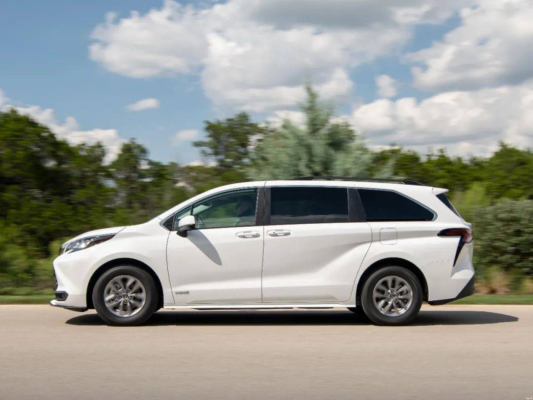 国产女人18毛片水真多1:08-09-34-35-42-44X:34,关于国产女人与电影产业的一些探讨