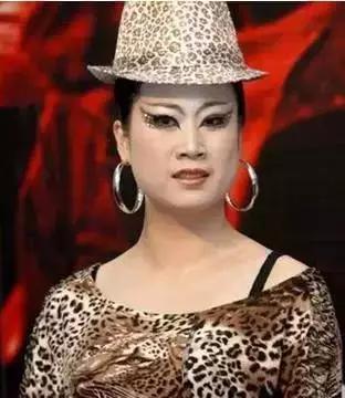 白纸黑字 第2页