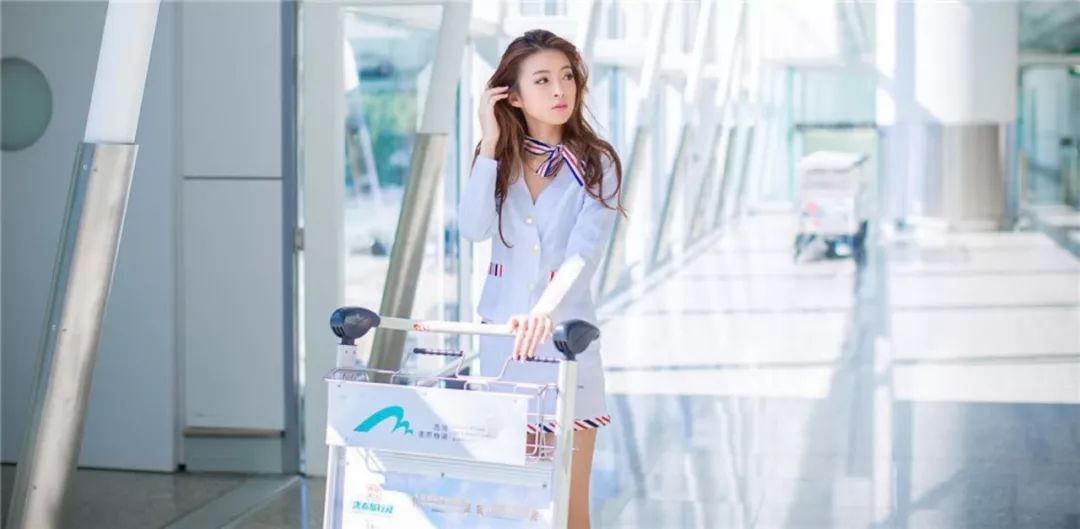 人妻av中文系列制服丝袜:06-12-37-42-45-49V:33,人妻AV中文系列,丝袜的魅力与探索