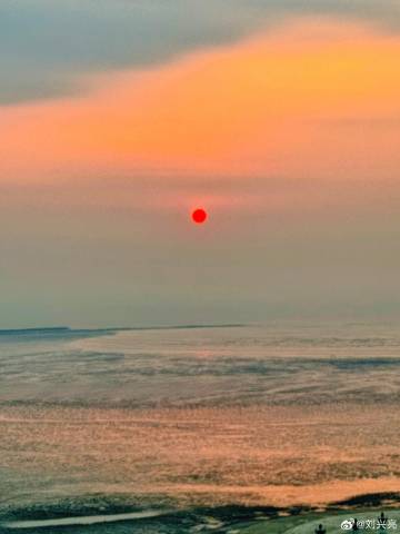 日出水了特别黄的视频:01-03-30-33-35-40K：39,日出时刻，探索特别黄的视频背后的故事与意义