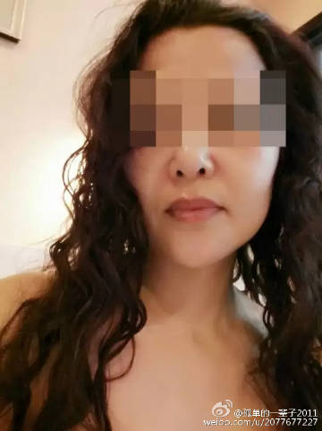 少妇真实自偷自拍视频:07-25-32-37-43-45G:39,少妇真实自偷自拍视频,深度探索与反思