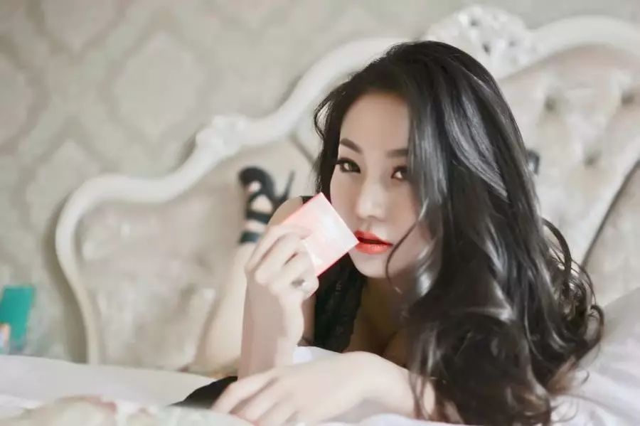 天天爽夜夜欢免费视频:05-06-13-17-24-45V:20,天天爽夜夜欢免费视频,探索数字背后的娱乐世界