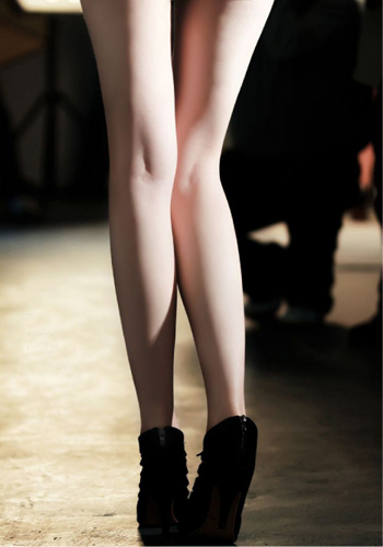 亚洲美腿丝袜无码专区:03-23-29-33-39-46T:05,探索亚洲美腿与丝袜的魅力,无码专区的独特体验