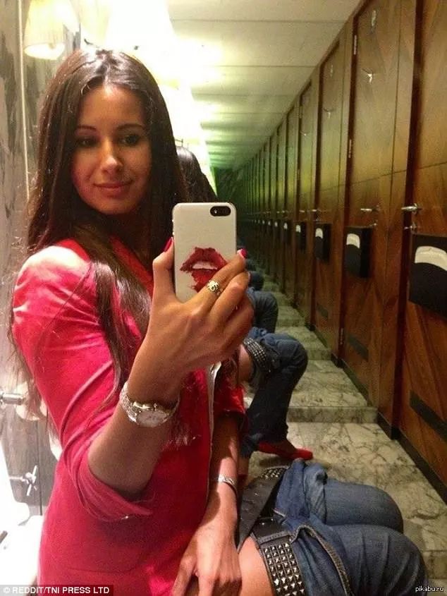 亚洲愉拍自拍欧美精品:08-15-23-27-35-49N:41,亚洲与欧美自拍文化的交融,一场视觉盛宴的探索