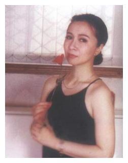 极品少妇被啪到呻吟喷水:01-05-09-21-27-30Q:18,极品少妇的秘密夜晚,激情与释放的交织