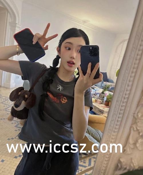 年轻漂亮的少妇中文字幕:02-13-15-17-44-47N:48,年轻漂亮的少妇的魅力时光,一场视觉与情感的盛宴