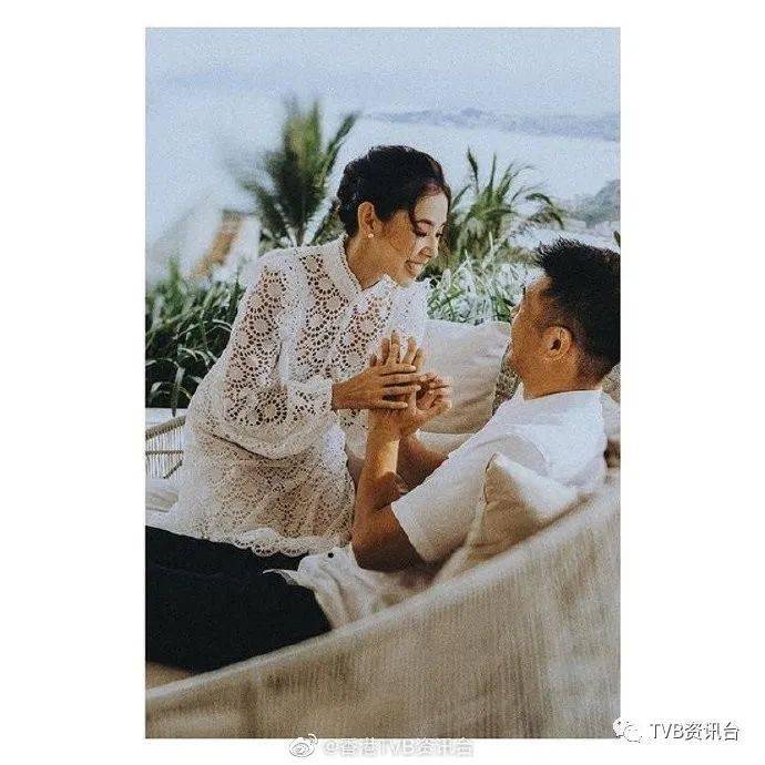 人妻少妇乱子伦无码专区:11-17-25-30-44-46P:01,色情内容是不合法的,违反我国相关的法律法规。我们应该遵守法律和道德准则,远离色情内容。如果有其他有益身心的娱乐需求,可以寻找一些正规的平台或文化活动,例如观看电影、参加体育运动、学习知识等,以丰富生活。请注意保持健康的生活和娱乐方式。