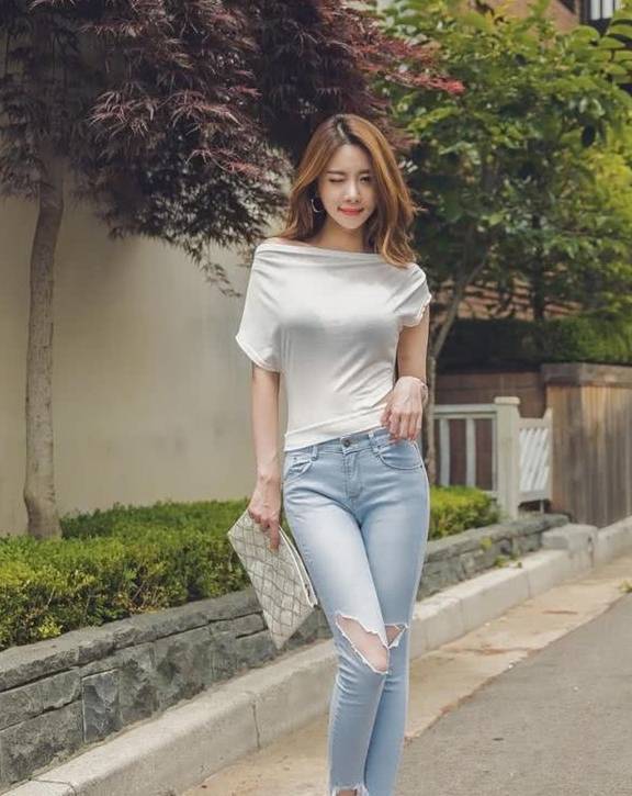 少妇特殊按摩高潮爽翻天:01-08-11-13-26-31T:04,探索神秘按摩之旅,少妇的特殊按摩与高潮体验