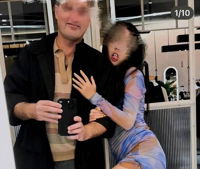 自拍偷区亚洲综合美利坚:06-16-20-28-41-43N:16,自拍偷区亚洲综合美利坚,探索数字时代的文化交融与自我表达