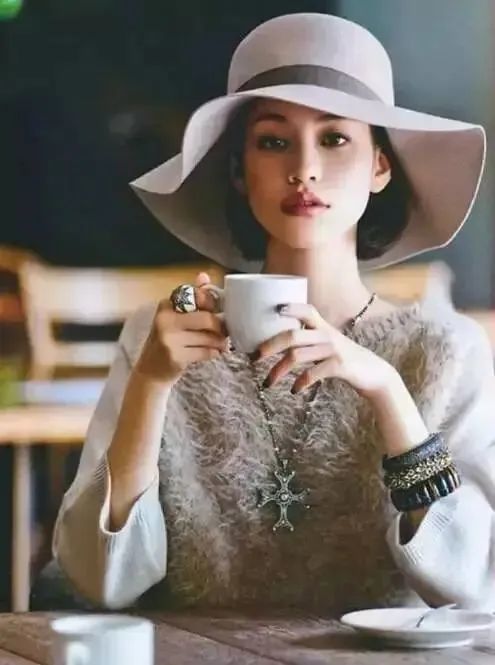 国产女人精品视频国产灰线:09-15-22-25-38-46Q:09,国产女人精品视频与国产灰线的魅力探索