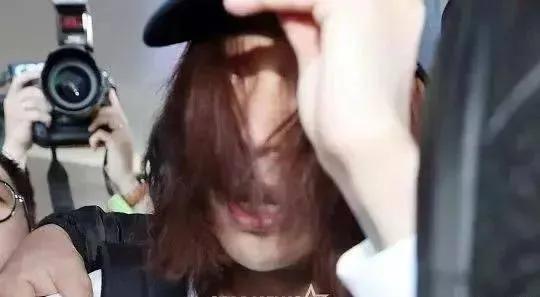 综合偷自拍亚洲乱中文字幕:08-21-26-34-38-42K:45,探索综合偷自拍文化,亚洲乱象中的字幕艺术