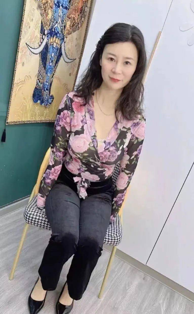 中年国产丰满熟女乱子正在播放:07-18-19-26-33-45X：29,中年国产丰满熟女乱子，探索成熟魅力的独特韵味