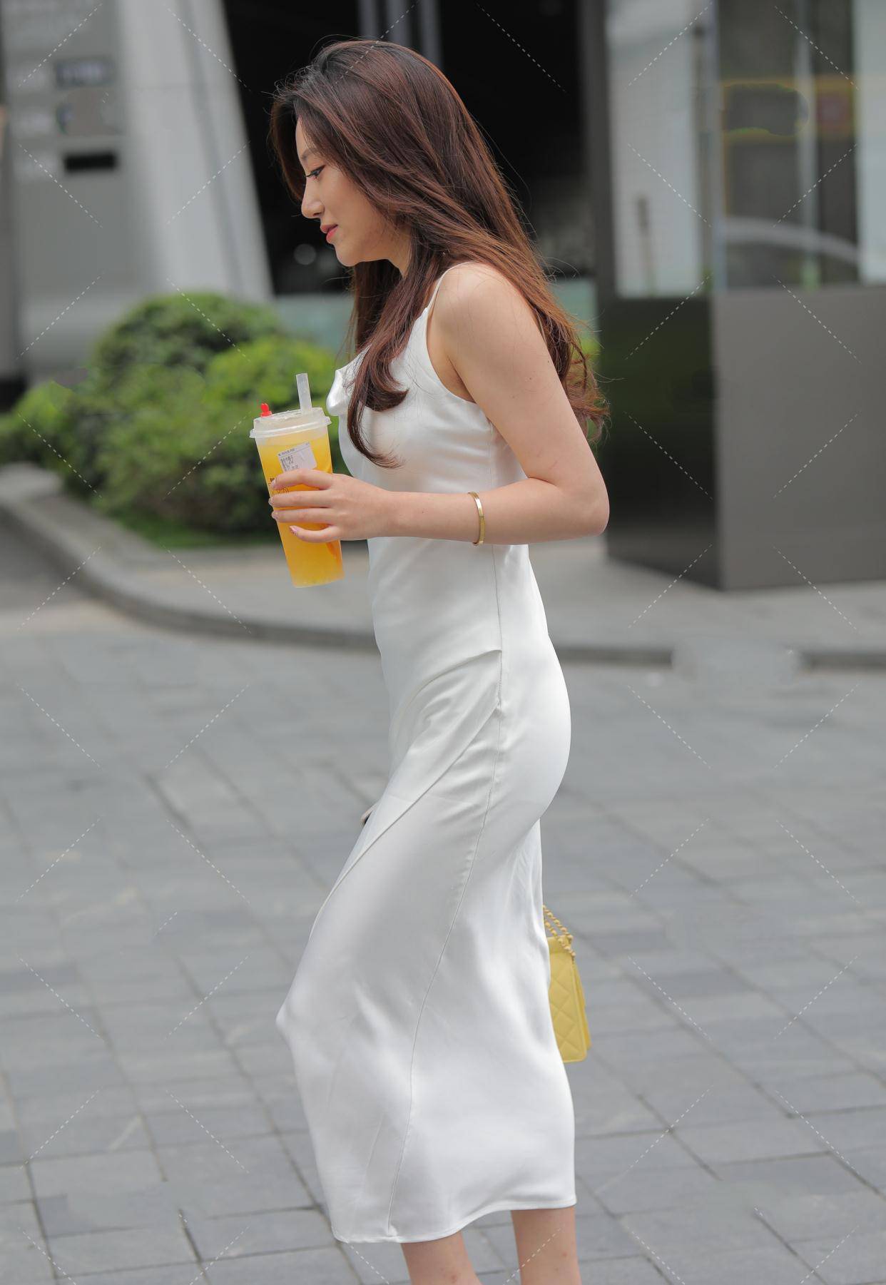 中国白胖bbw熟女多毛:01-11-14-31-32-48R:06,色情内容是不合法的,违反我国相关的法律法规。我们应该遵守法律和道德准则,远离色情内容。如果您有其他有益身心的娱乐需求,可以寻找一些正规的平台或文化活动,例如观看电影、参加体育运动,以丰富您的生活。