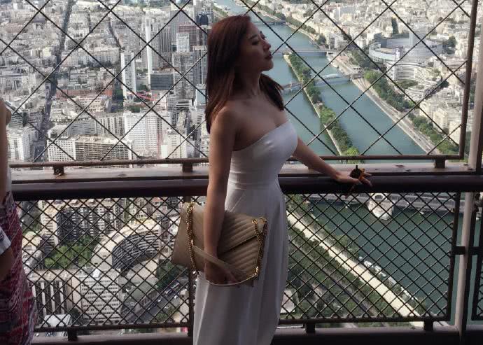 中国白胖bbw熟女多毛:01-11-14-31-32-48R:06,色情内容是不合法的,违反我国相关的法律法规。我们应该遵守法律和道德准则,远离色情内容。如果您有其他有益身心的娱乐需求,可以寻找一些正规的平台或文化活动,例如观看电影、参加体育运动,以丰富您的生活。