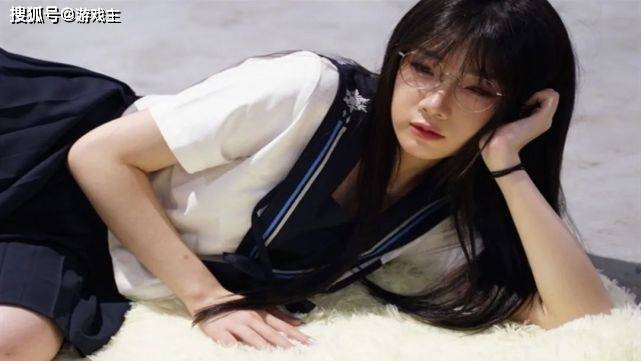 jk女高中制服自慰网站:01-06-27-41-42-48Z:04,探索JK女高中制服文化,自慰网站现象背后的故事(关键词详解)