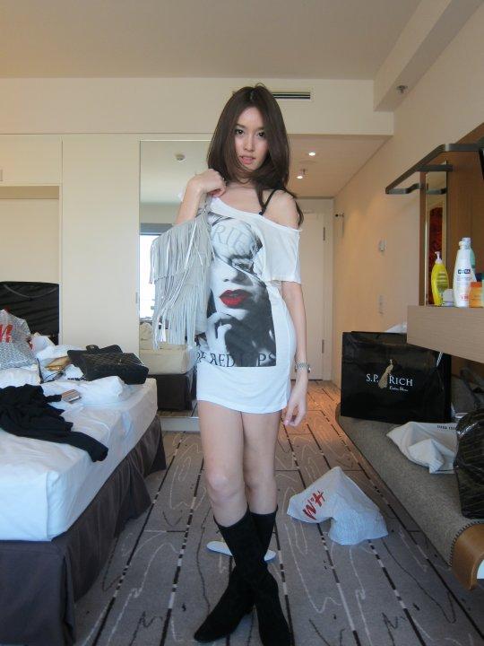 japanese中国人少妇tube:08-21-26-34-38-42K:45,探索日本文化中的中国少妇,tube中的故事与争议