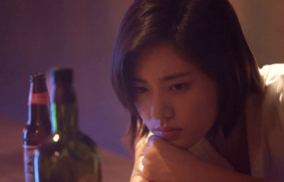 中文字幕AV伊人AV无码AV狼人:03-08-09-28-33-49K：10,探索中文字幕下的伊人世界，从AV到狼人的奇幻之旅