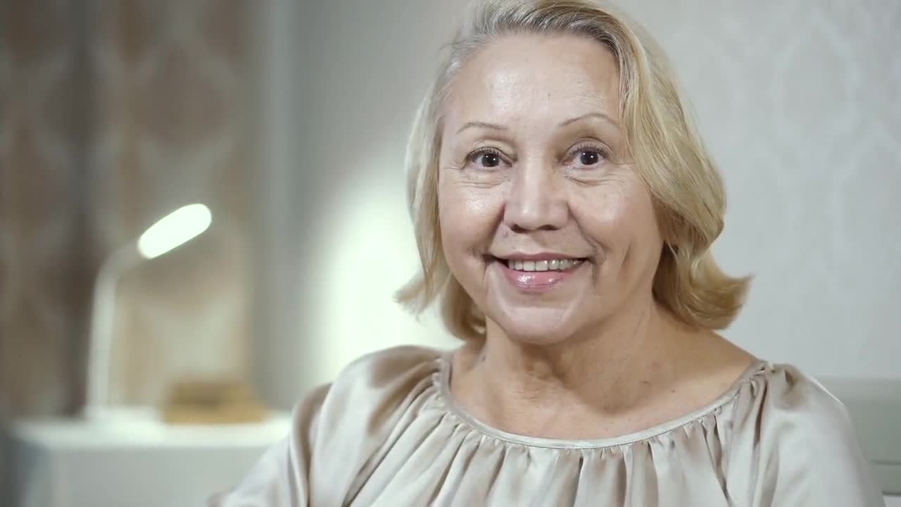 欧美videos另类色hd老妇人:07-25-32-37-43-45G：39,欧美另类色视频中的老妇人，探索视频产业的新视角与深度解读