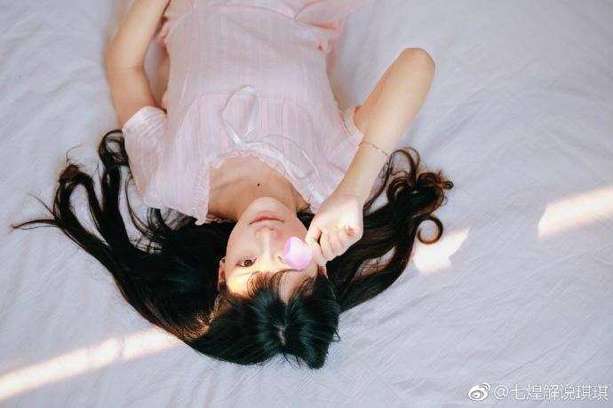 琪琪777午夜理论片在线观看播放:03-07-19-27-41-42G:12,关于琪琪午夜理论片的探讨与反思——在线观看的新视角