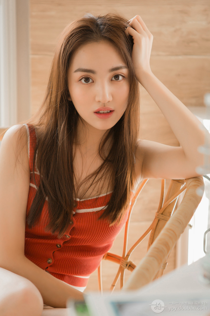 麻豆国产AV剧情偷闻女邻居内裤:06-11-23-27-33-43P:18,麻豆国产AV剧情中的偷闻女邻居内裤事件