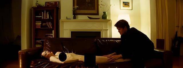 啊轻点灬大ji巴太粗太长了欧美:16-19-31-38-46-48Q:16,欧美文化中的大尺度话题,探索身体尺寸与话题敏感性