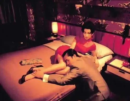 国产精品成人啪精品视频免费网站:04-12-16-22-32-41P:42,国产精品成人视频免费网站探索,深度解析与体验分享